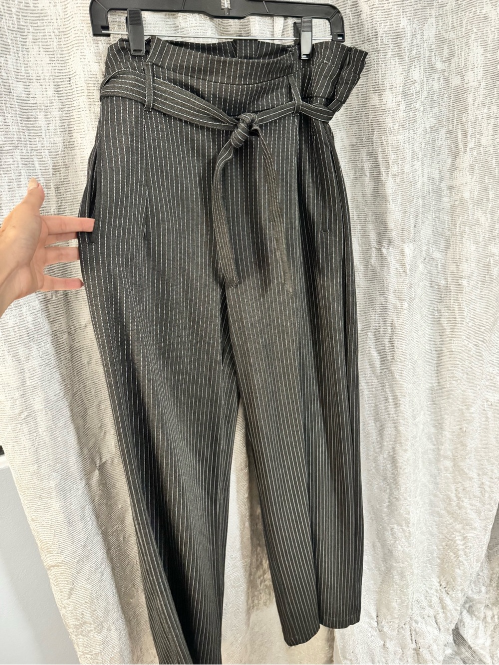 High-Waist Pinstripe Paperbag Trousers - Black
